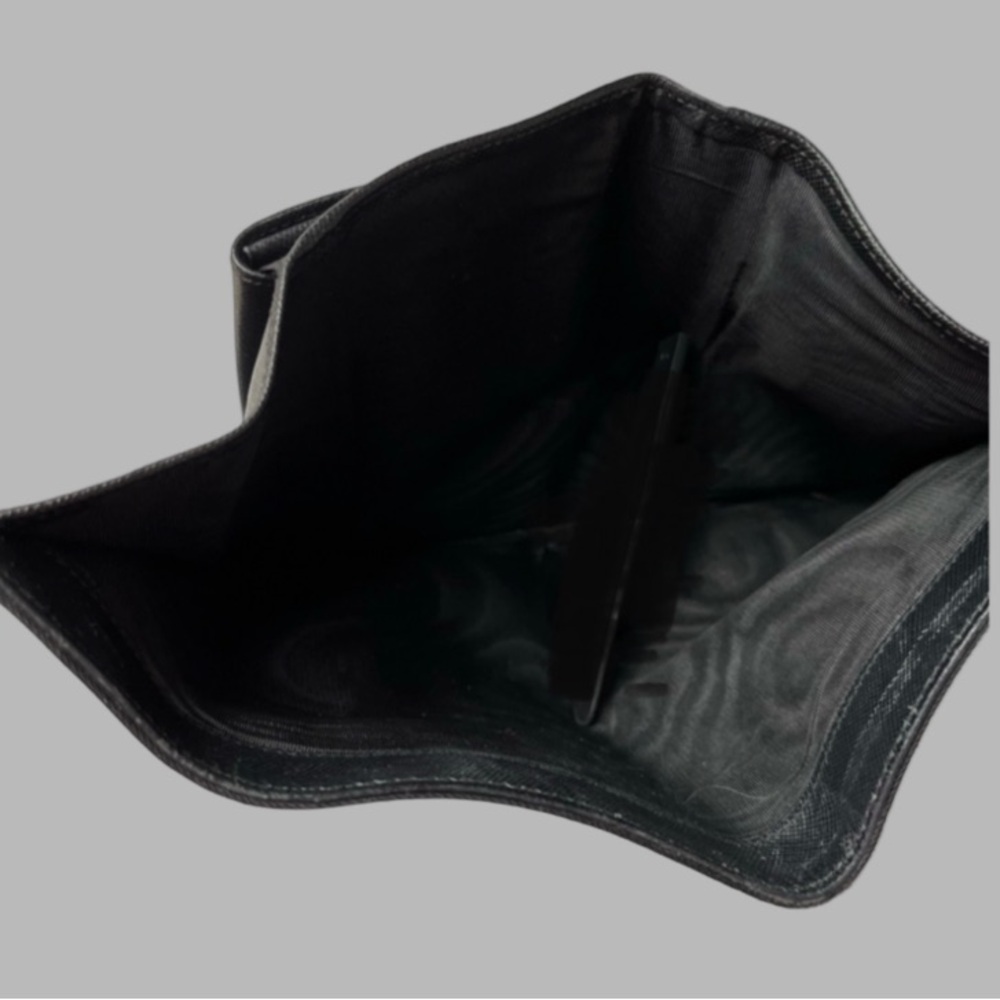 Prada wallet with iconic triangle logo. Nylon exterior Made in Italy Milano - Picture 10 of 10